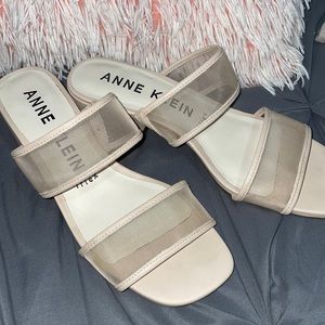 Ann Klein heeled sandals